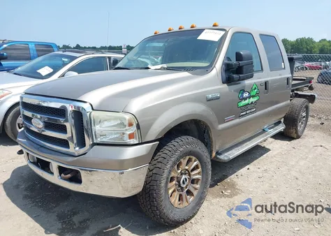 2005 Ford F250 Super Duty из США, поврежденный, VIN 1FTSW21P65EC21448